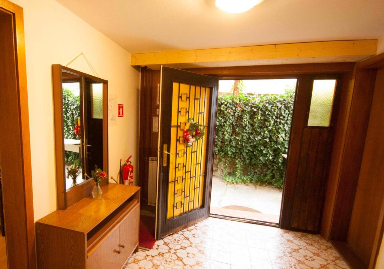 Na Kopitarjevi Hotell Laško Exteriör bild