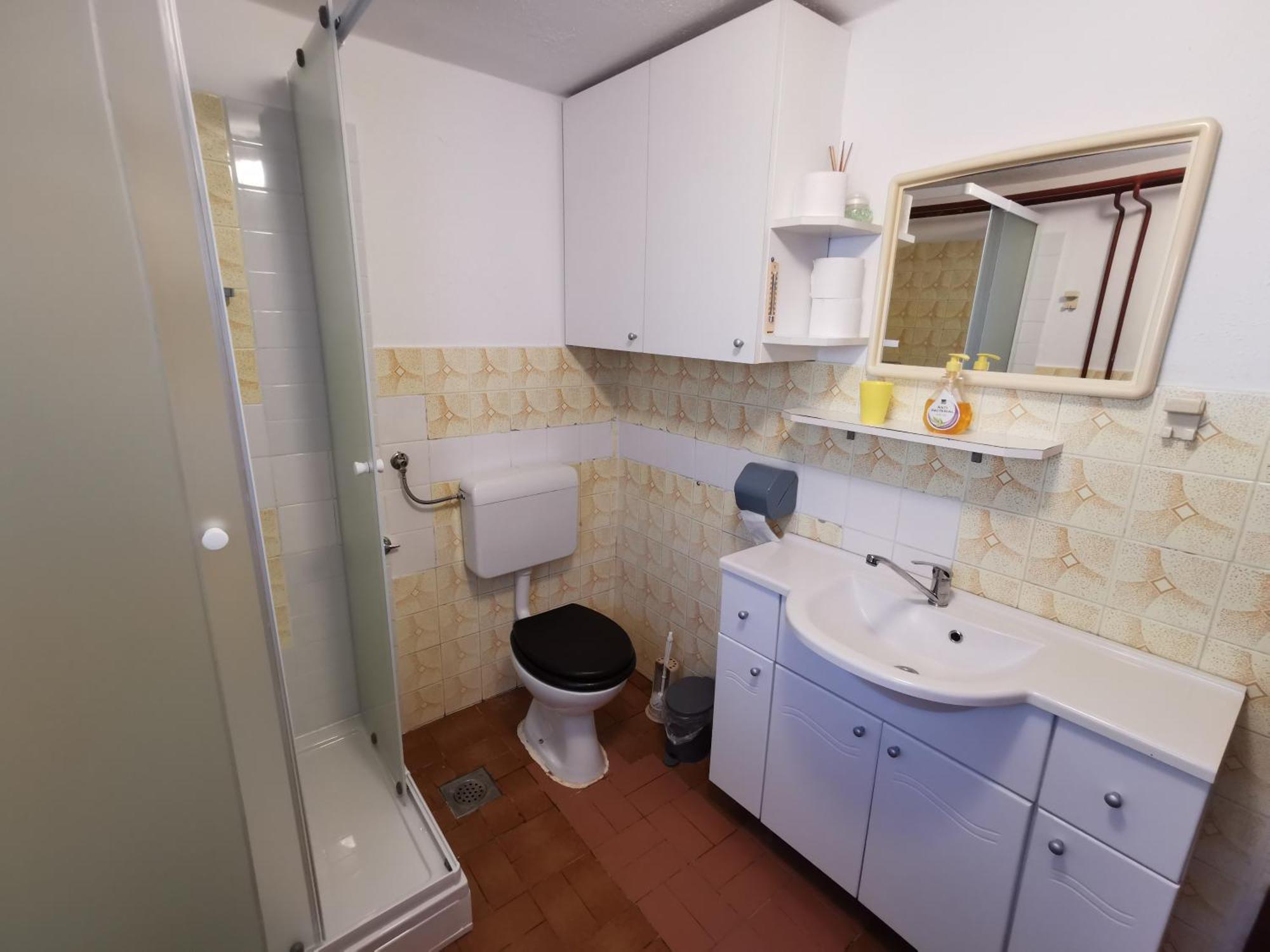 Na Kopitarjevi Hotell Laško Exteriör bild