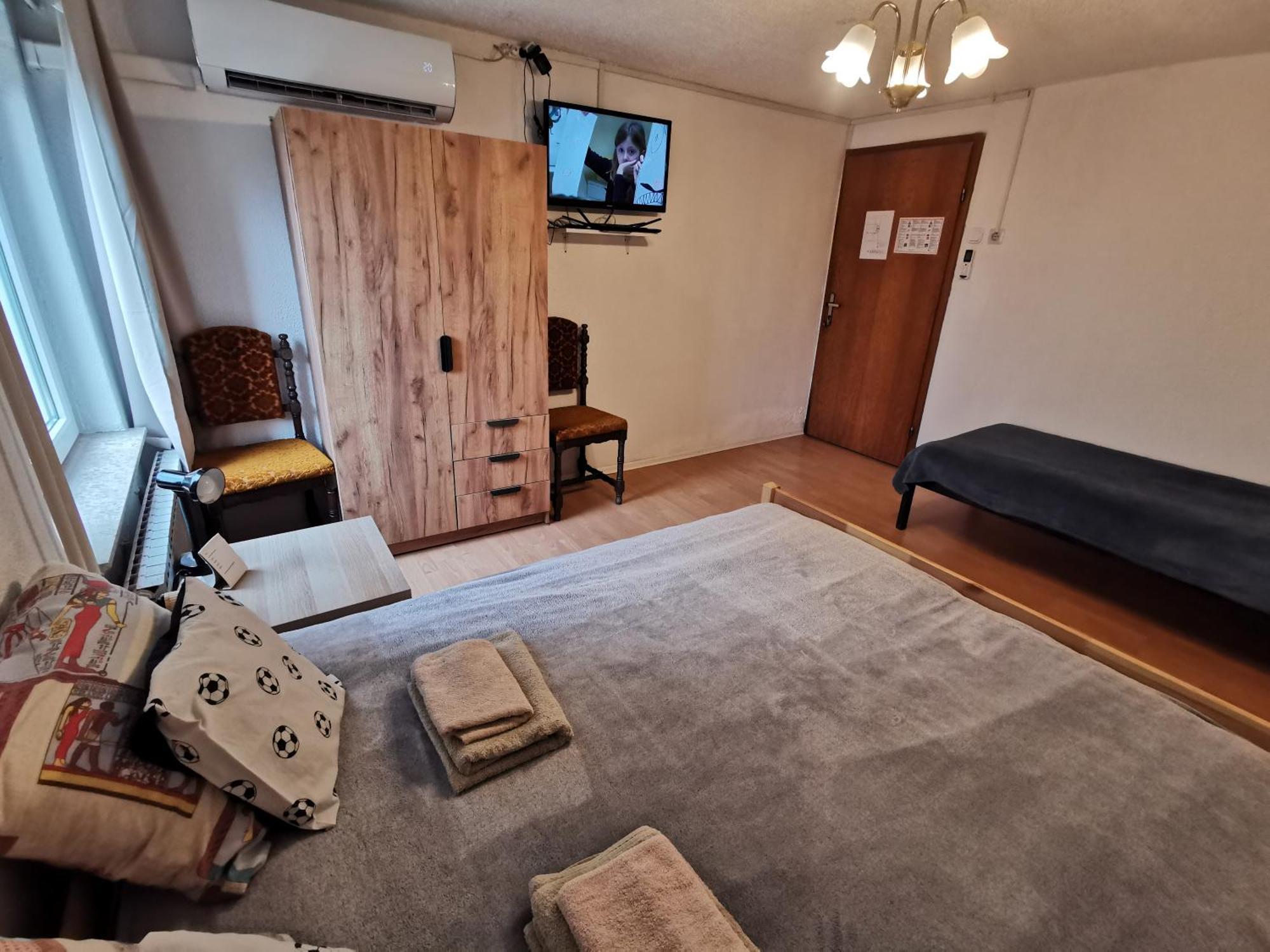 Na Kopitarjevi Hotell Laško Exteriör bild