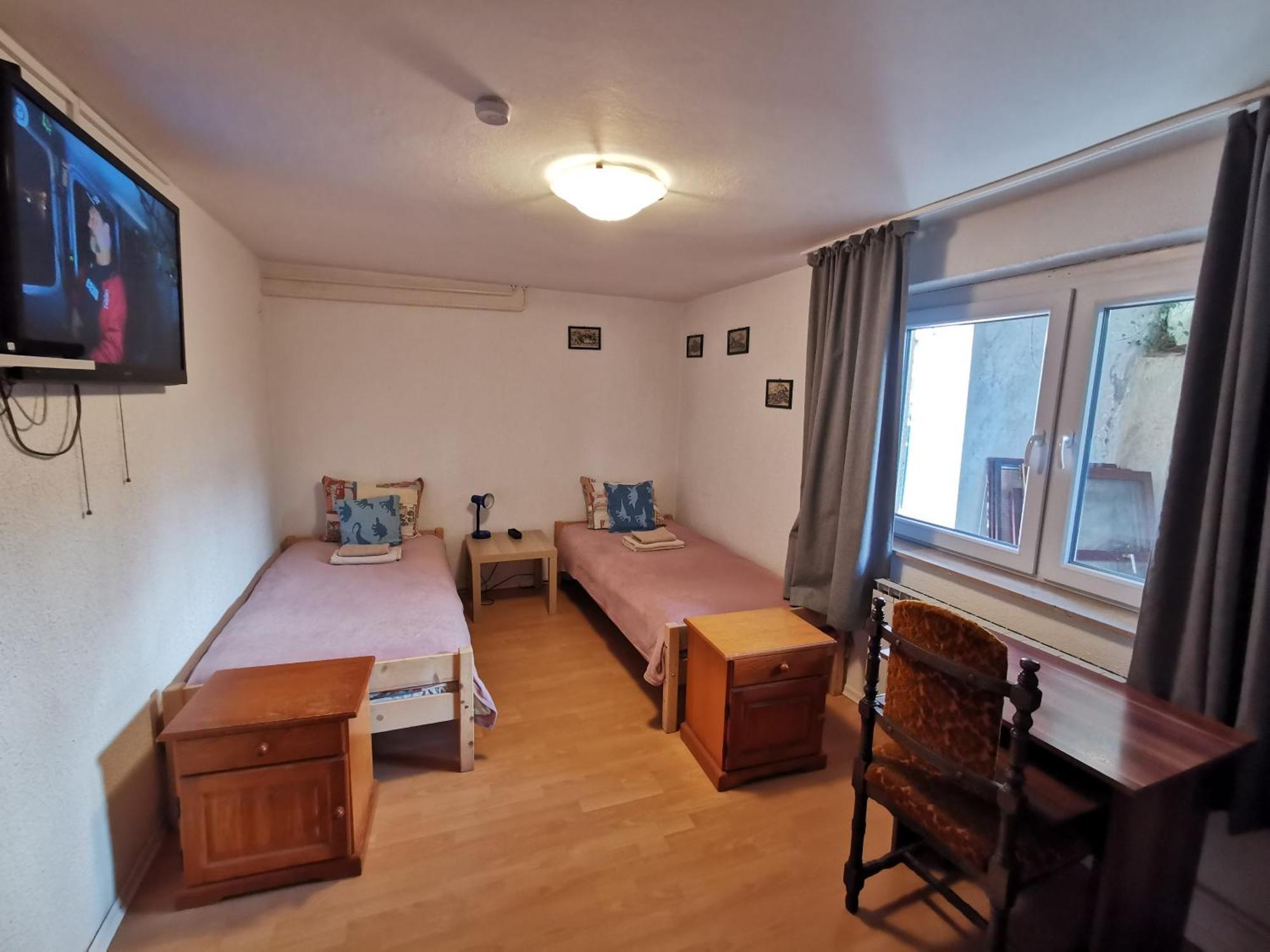 Na Kopitarjevi Hotell Laško Exteriör bild