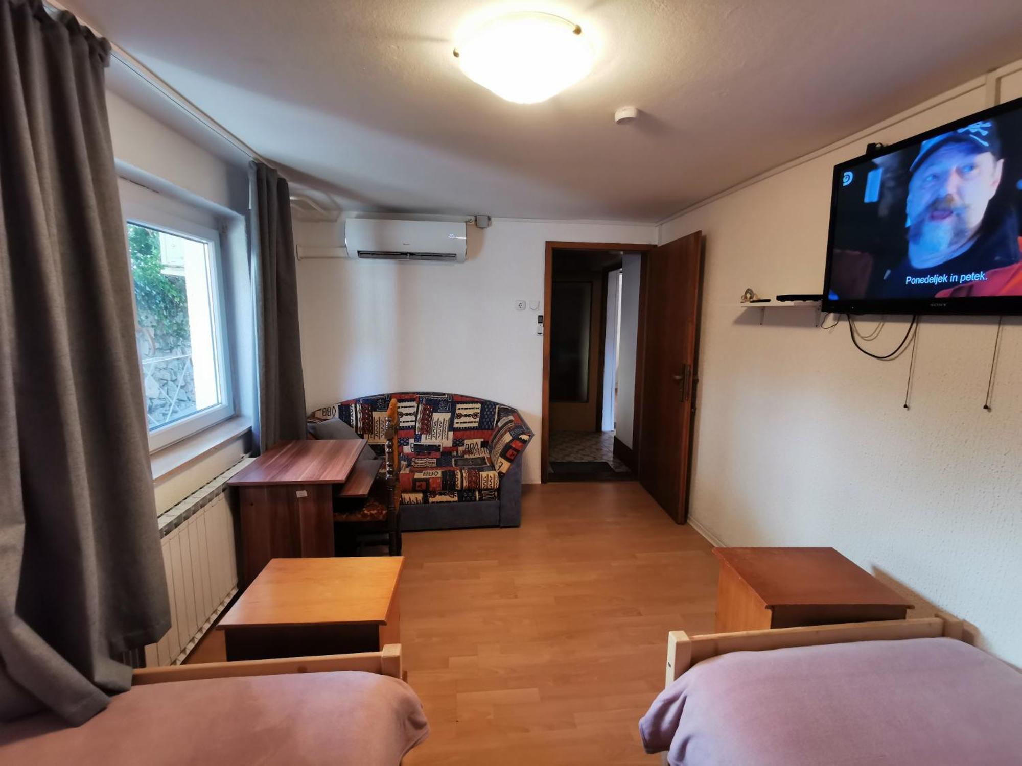 Na Kopitarjevi Hotell Laško Exteriör bild