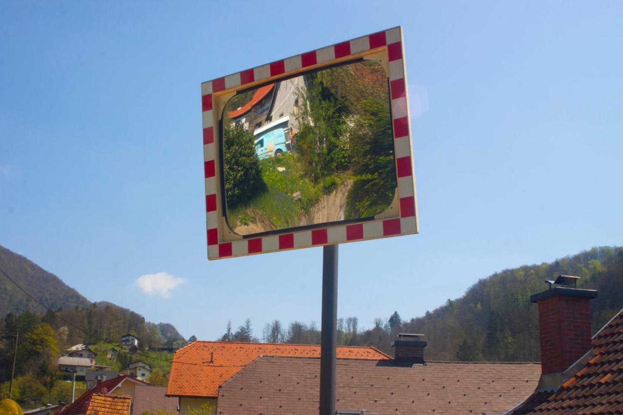 Na Kopitarjevi Hotell Laško Exteriör bild